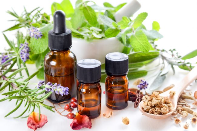 alternative therapy with herbs and essential oils